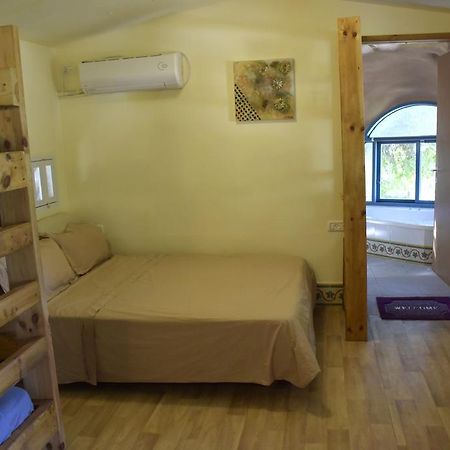 Dutch Farm Israel Bed and Breakfast Sede Zevi Esterno foto