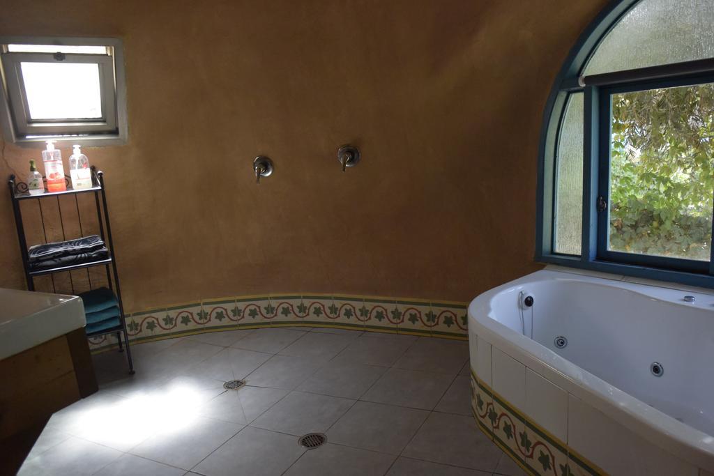 Dutch Farm Israel Bed and Breakfast Sede Zevi Esterno foto